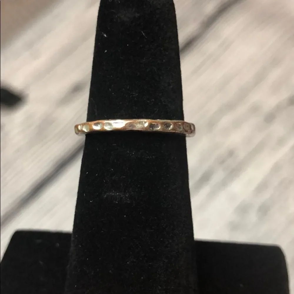 🍭6/$30 Hammered thin silver tone metal ring - size 5 1/4